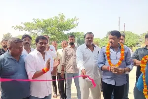 नगर पंचायत अध्यक्ष सुरियावा द्वारा किया गया नाली निर्माण कार्यकाल शिलान्यास 