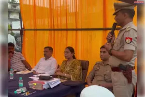 त्योहारों को लेकर थाना टूण्डला में पीस कमेटी की बैठक, शांतिपूर्ण आयोजन पर जोर