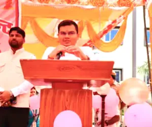 सोनभद्र में रन फॉर एम्पावरमेंट का सफल आयोजन, एसपी अभिषेक वर्मा भी दौड़े, छात्राओं को दिया सुरक्षा और जागरूकता का संदेश