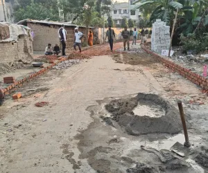 नगर पालिका अकबरपुर में रिसेटिंग के नाम पर चल रहा खेल, हो रहा अधोमानक निर्माण 