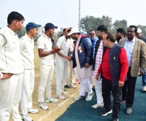 अम्बेडकर नगर: क्रिकेट के पांचवें दिन बलिया ने 107 रनों से लखनऊ को हराया