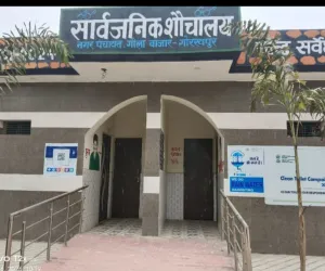 ग़ोला विस्तारित क्षेत्रों में बंद पड़े सार्वजनिक शौचालय, नगर पंचायत गोला की उदासीनता उजागर