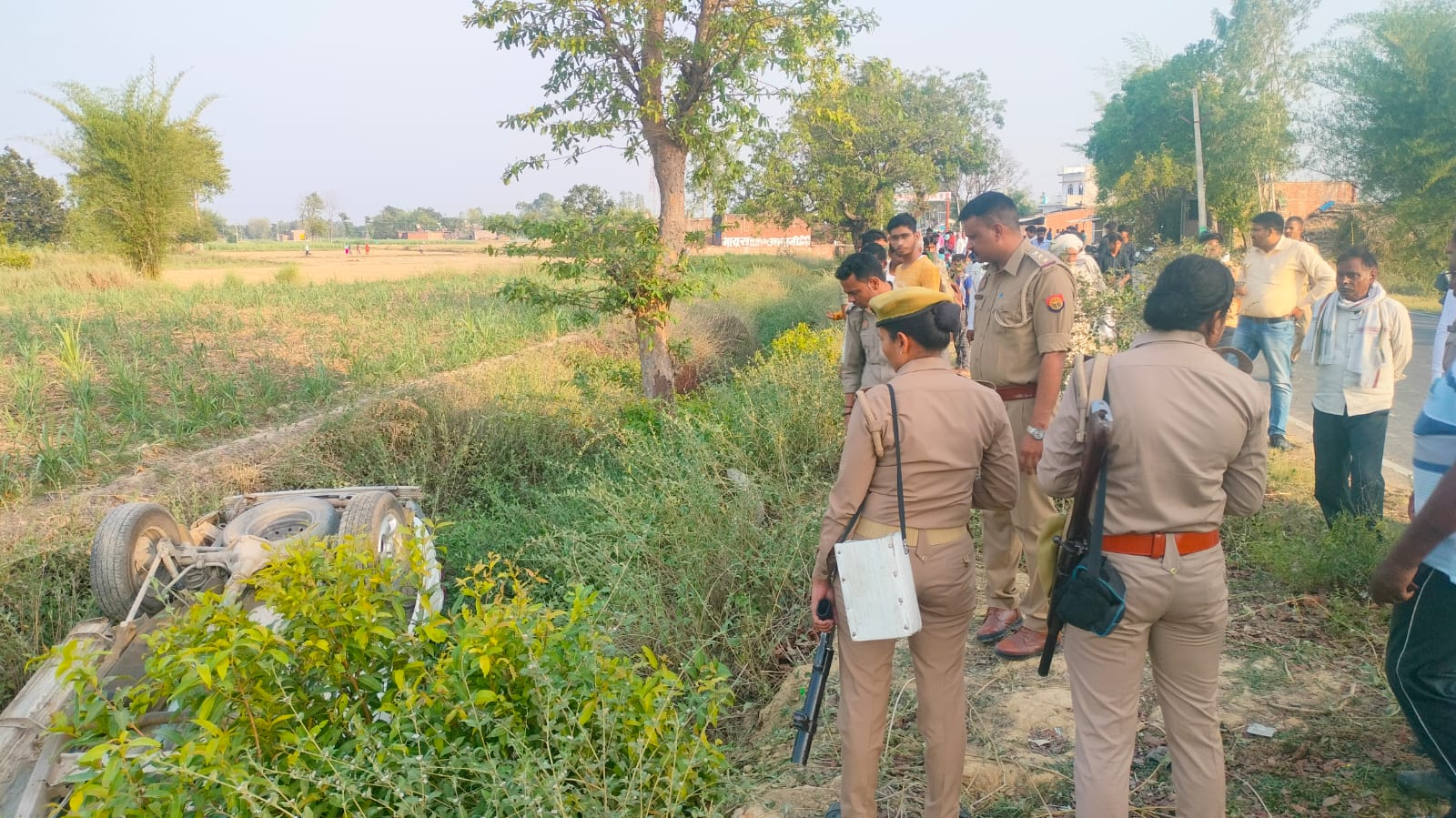 अनियंत्रित अज्ञात इसकार्पियो ने बाइक सवार को मारी टककर बाइक सवार हुवा