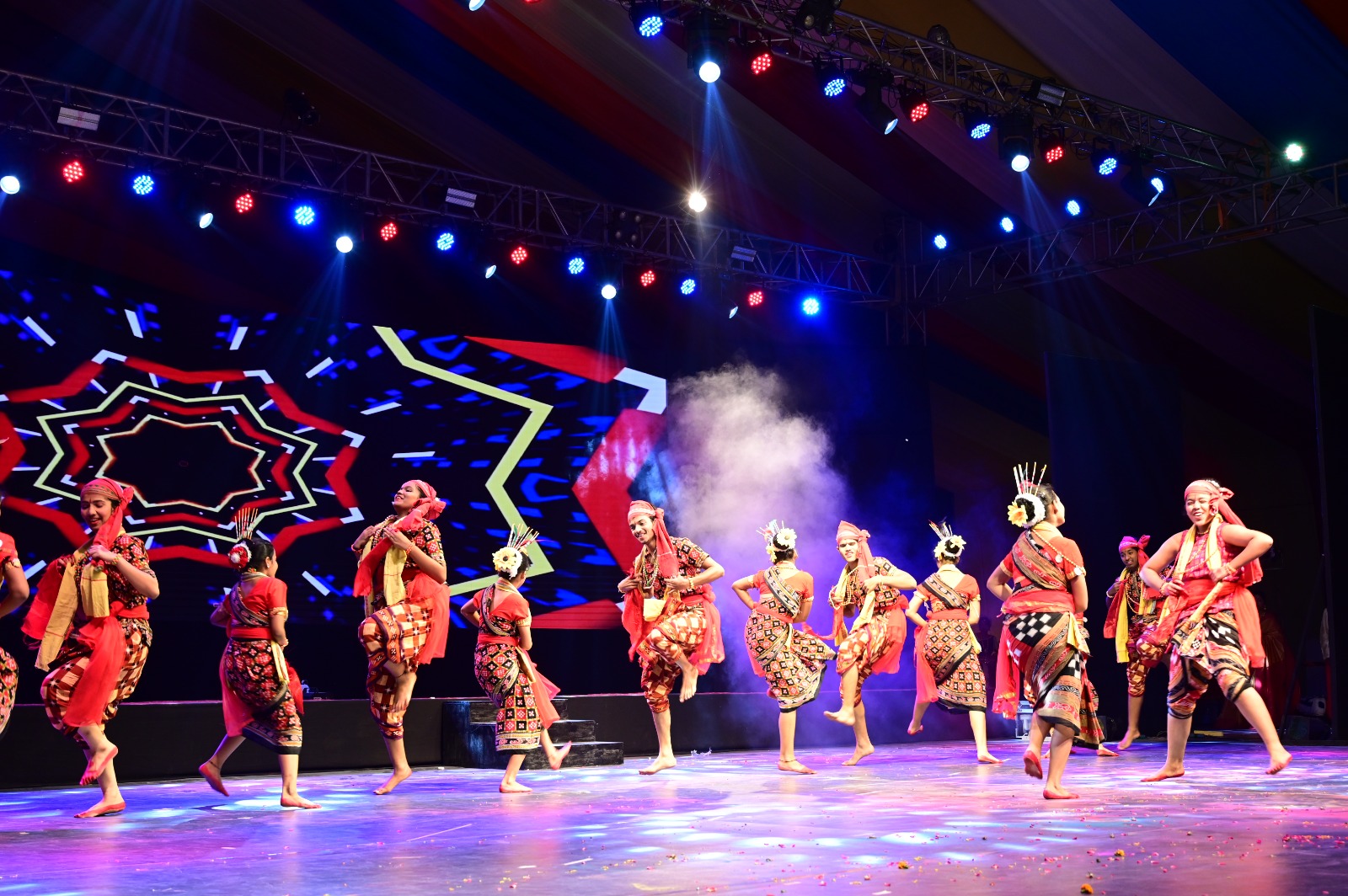 इफको कुशल उत्पादन और संयुक्त उद्दम में अग्रणी संस्थ