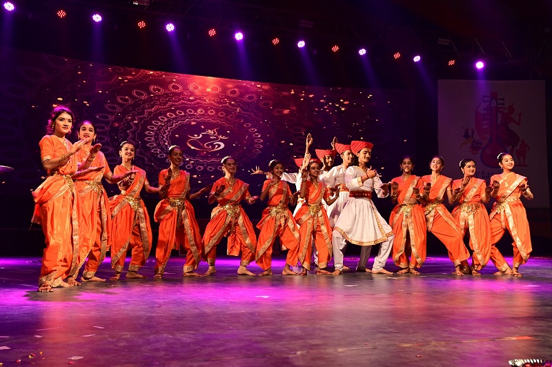 इफको फर्टिलाइजर छेत्र मेही नही सामाजिक साहित्यिक और सांस्कृतिक कार्यों में भी पहचान बना चुकी