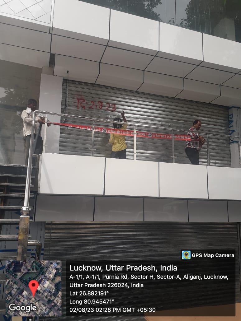 पुरानिया पुल के दाहिने सेक्टर K अलीगंज में मकान