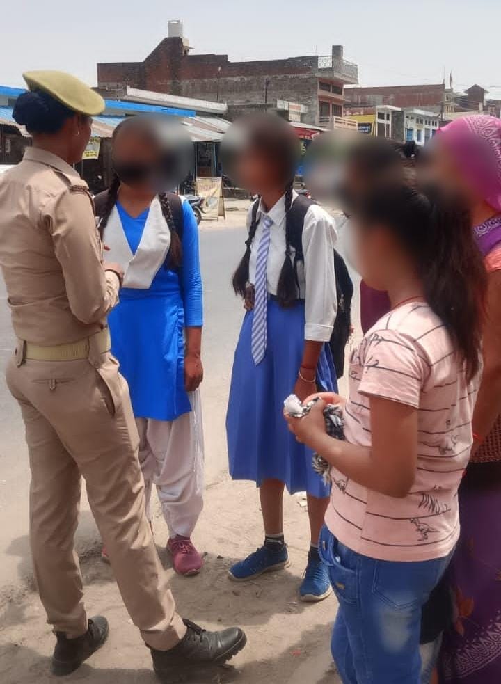 समस्त स्थानो में नियुक्त महिला बीट अधिकारियों द्वारा चौपाल का आयोजन कर समस्या का किया जा रहा निस्तारण पुलिस अधीक्षक