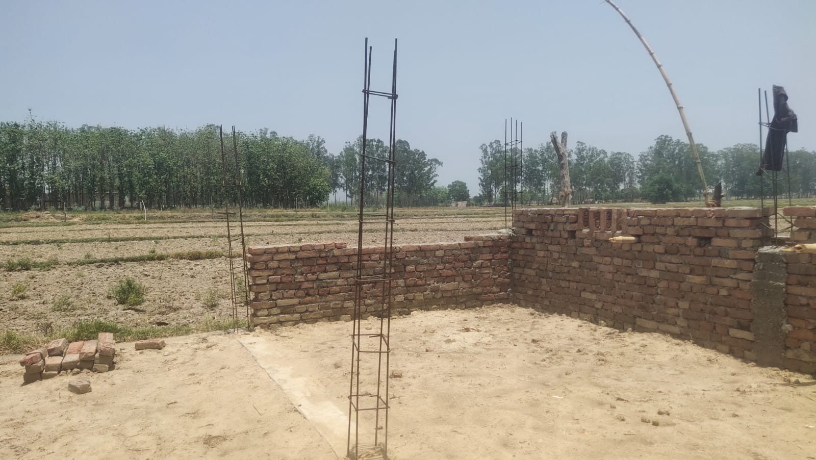 आजादी के 75 सालों में भी नही दिखा एक ऐसा ग्राम पंचायत जंहा हुआ हो विकास,कागजो में दौड़ रहे घोड़े