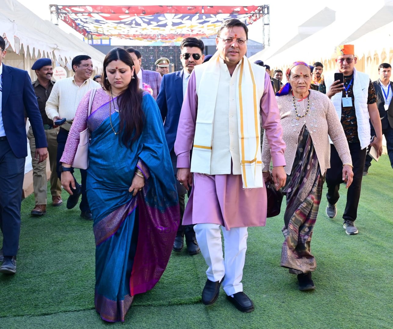  महाकुम्भ के भव्य आयोजन के लिए की  मोदी और सीएम योगी की प्रशंसा।