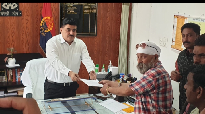 सीतापुर में पत्रकार कांड में सम्मिलित दोषियों को सजा दिलाने डीएम को ज्ञापन सोपा 