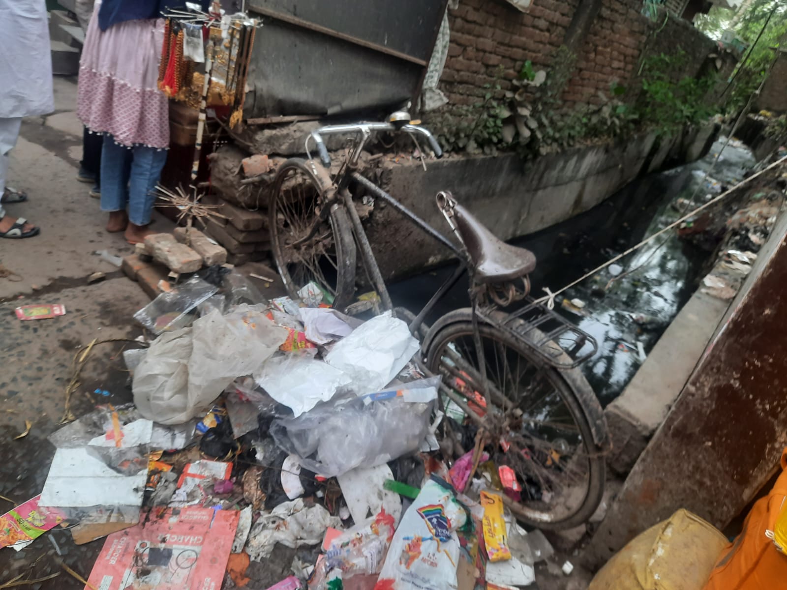  बिहार : जहाँ  गंदगी व दुर्गन्ध कोई मुद्दा ही नहीं
