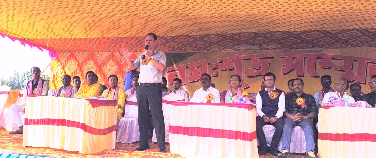 असम श्रीभूमि जिले के चेरागी किशोरीपुर में राताबाड़ी उन्नयन संस्था द्वारा सम्मेलन धूमधाम से आयोजित किया गया।