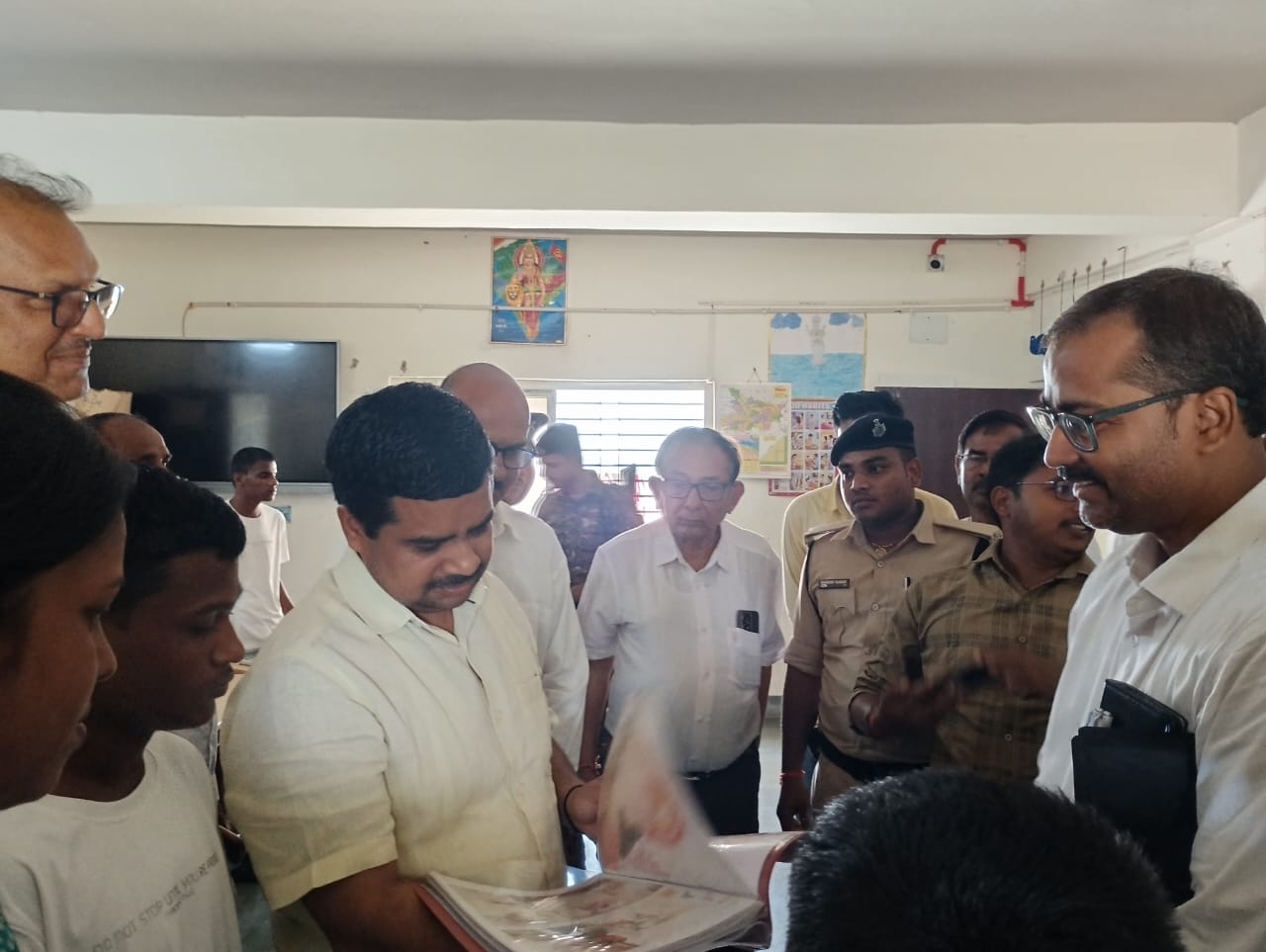 2fcf45db-0235-4224-b3af-bc5940a05329