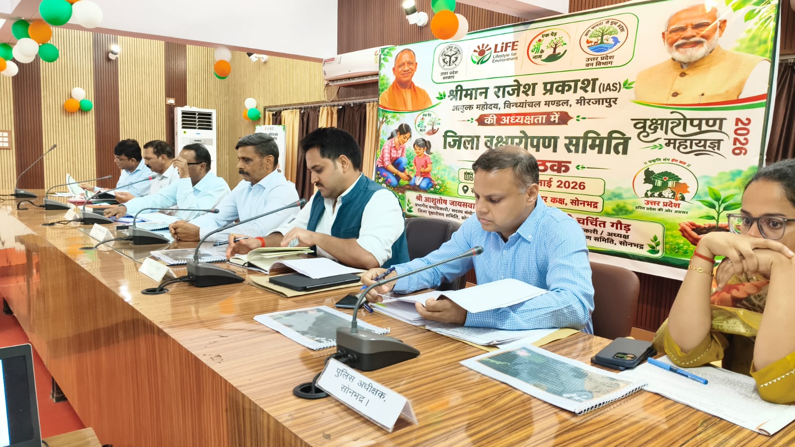 आयुक्त ने सीएम डैशबोर्ड एवं जनशिकायतों की समीक्षा कर दिए निर्देश